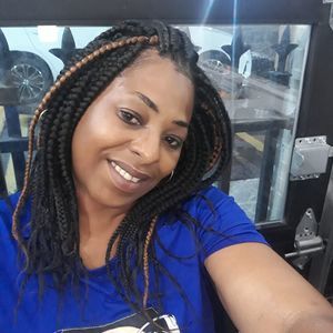 Meet your Posher, Rosalyn